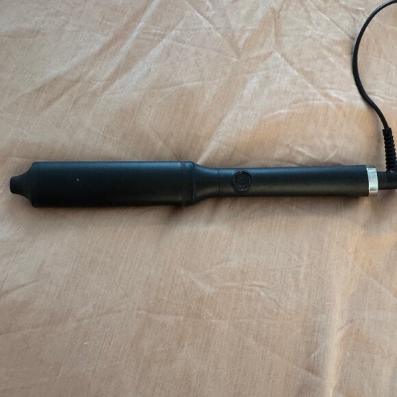 GHD Classic Wave Curve - Oval Curling Wand $239.00 - Picture 4 of 5